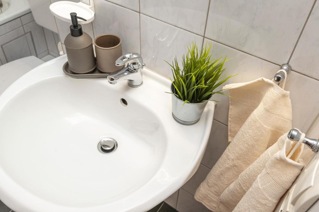 Kurzzeitglueck 24h Self Check-in Mg01 Apartment Monchengladbach